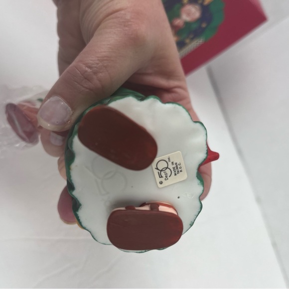 SALE-Dept 56 Merry Makers Percy pudding-a-bringer-Monk,Porcelain figure/Retir… - Picture 8 of 8